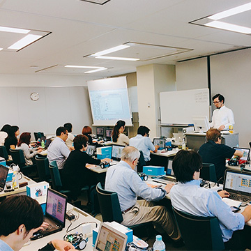 FOM出版主催、mBot講師養成セミナーの講師を代表久木田が担当